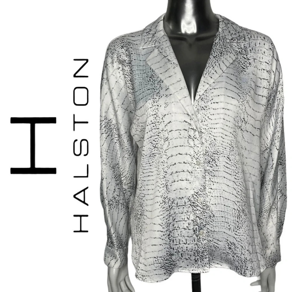 🛍️3/$40 H by Halston Snake Print Notched Collar Blouse Size Small Blouse